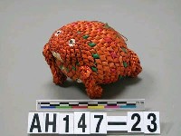 藏品(蟾蜍（麥桿製）)的圖片